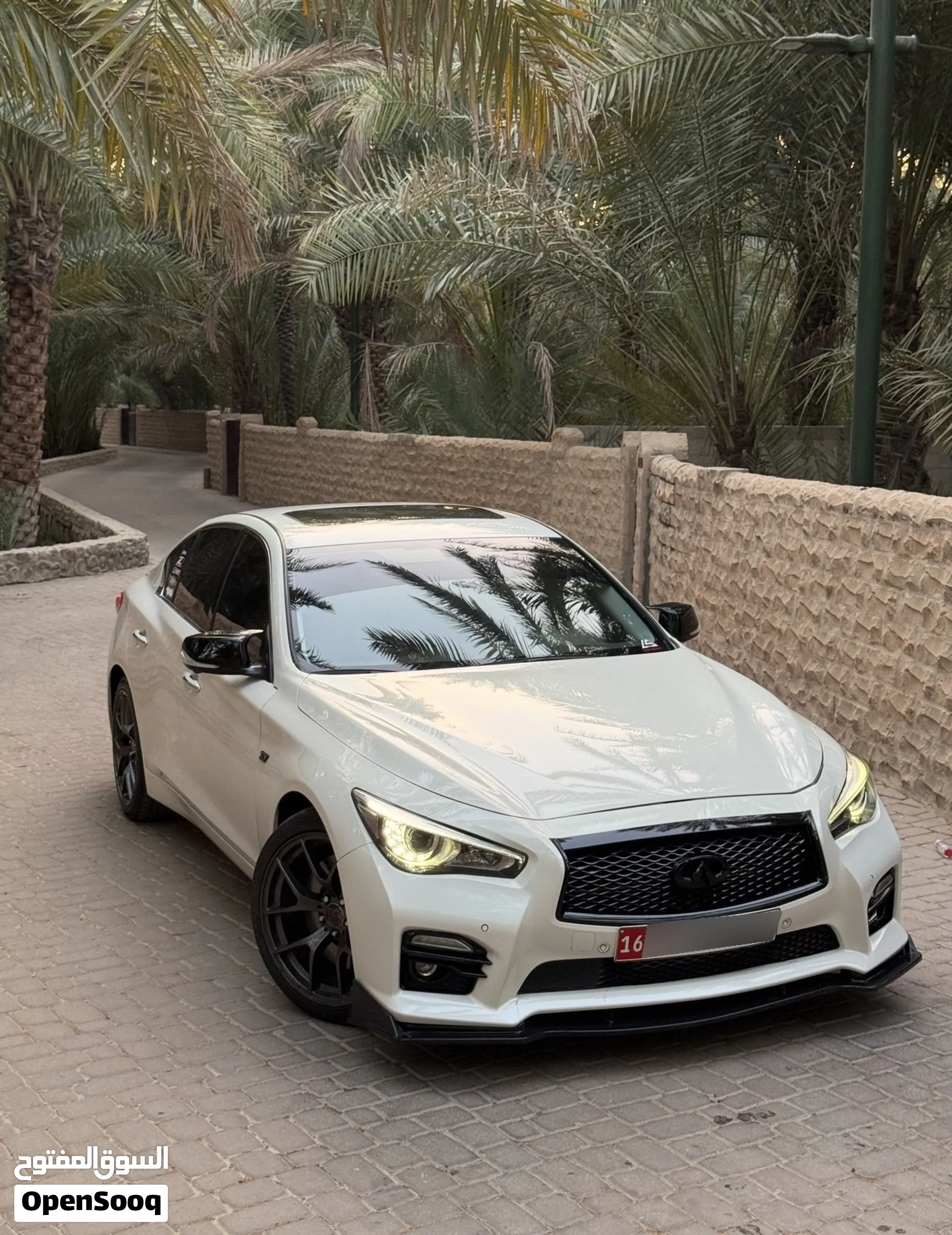 2015 Infiniti Q50