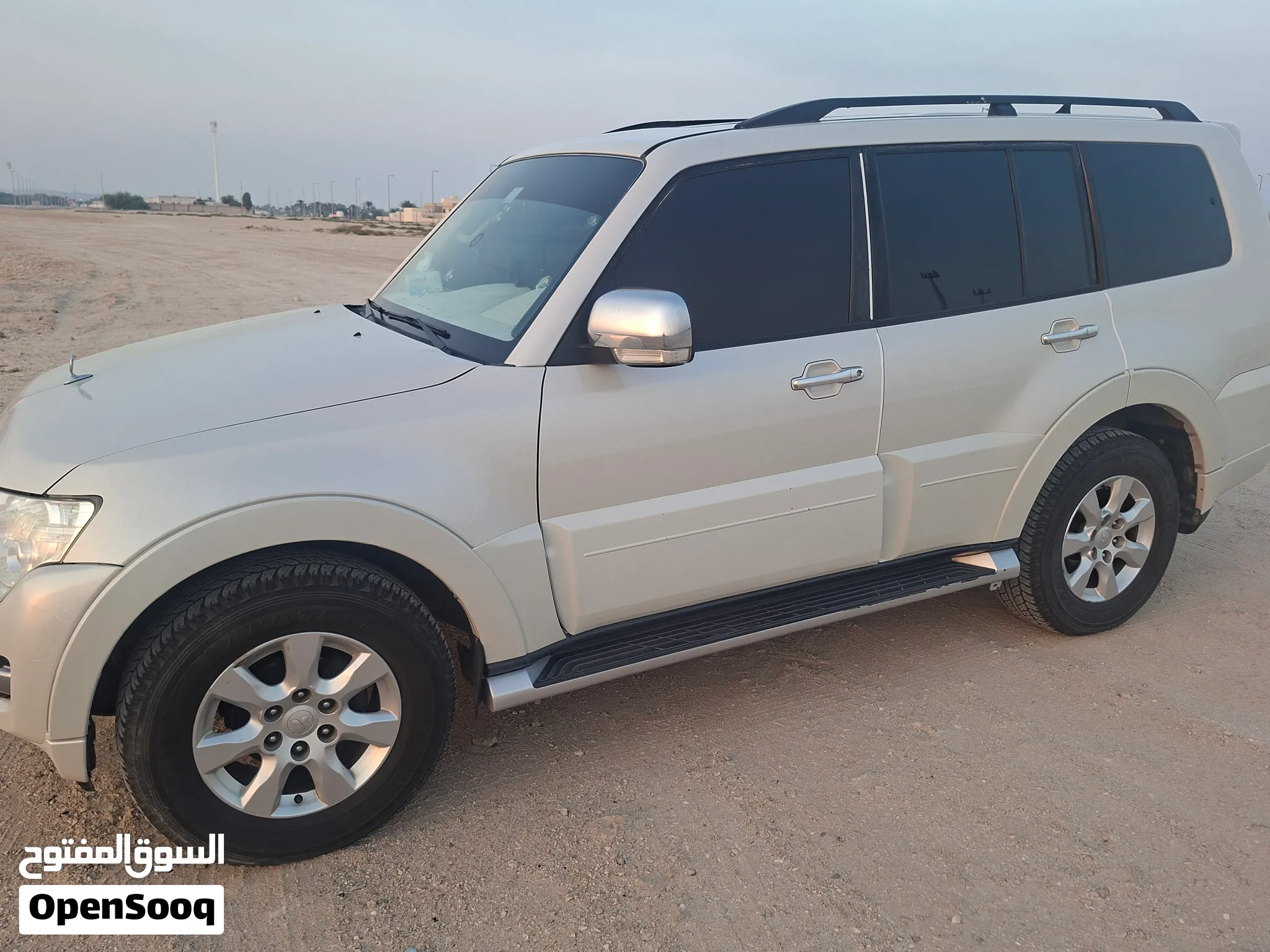 2016 Mitsubishi Pajero