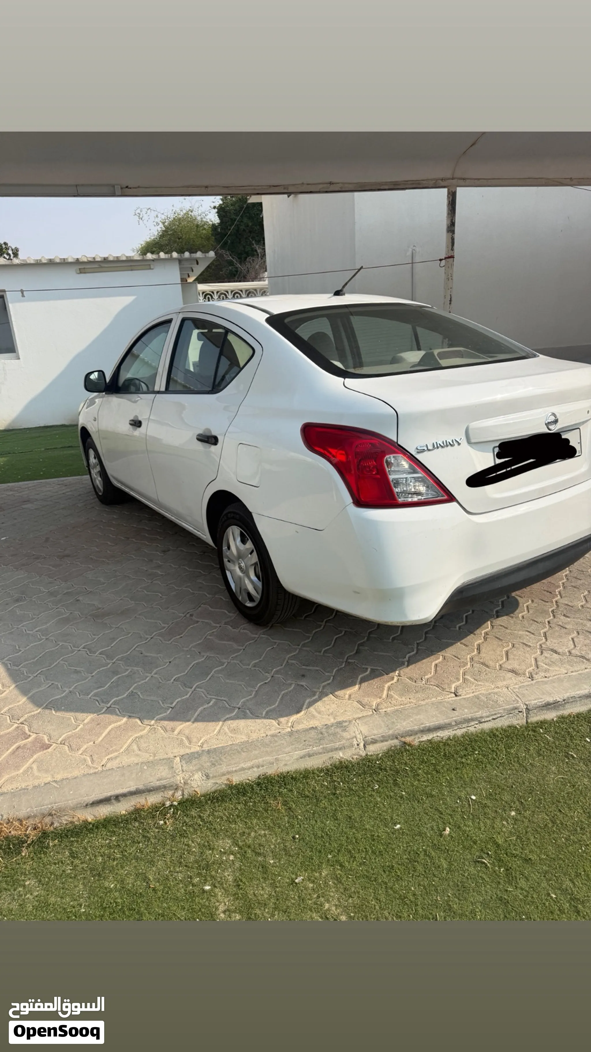 2016 Nissan Sunny