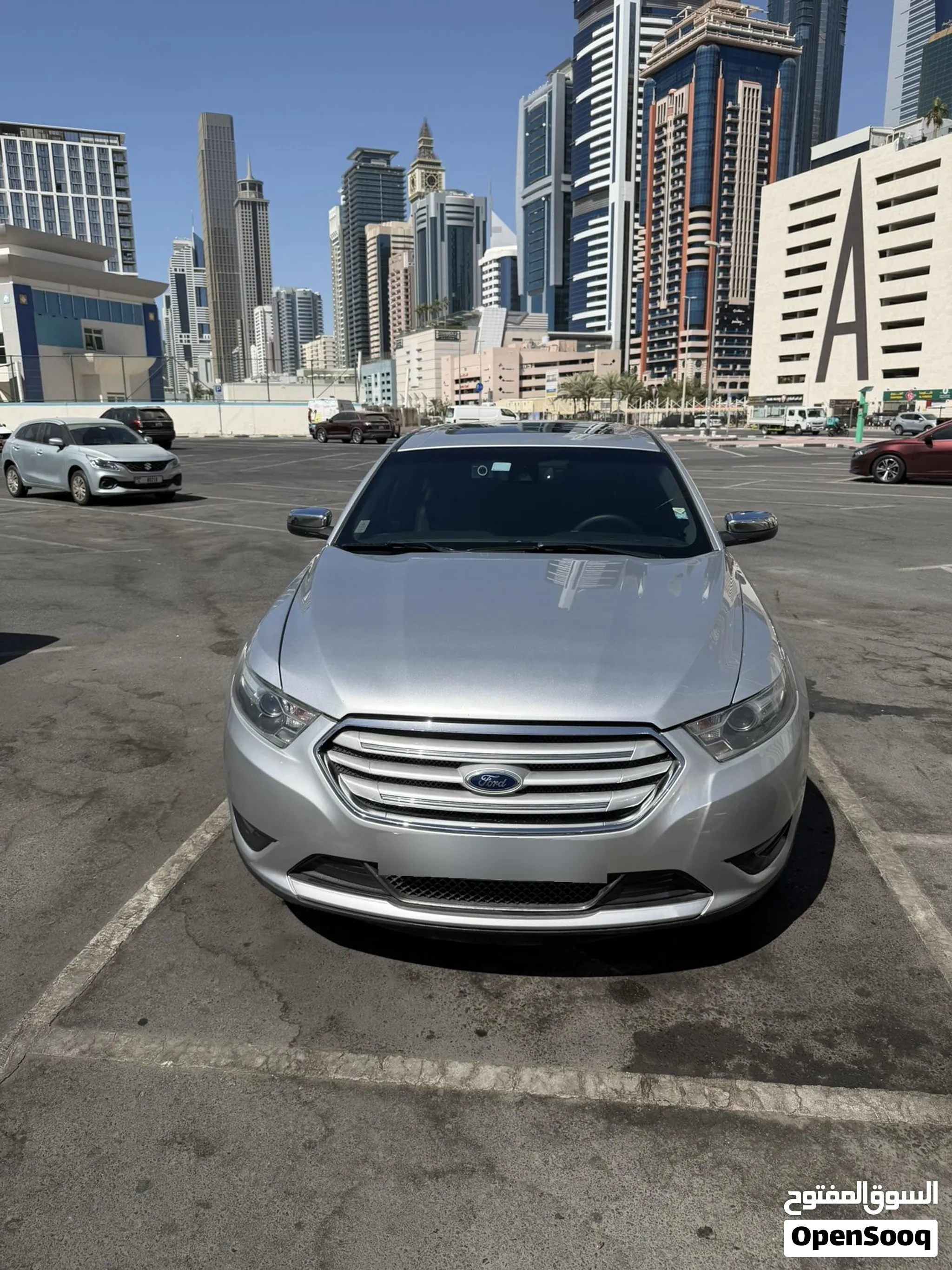 2014 Ford Taurus