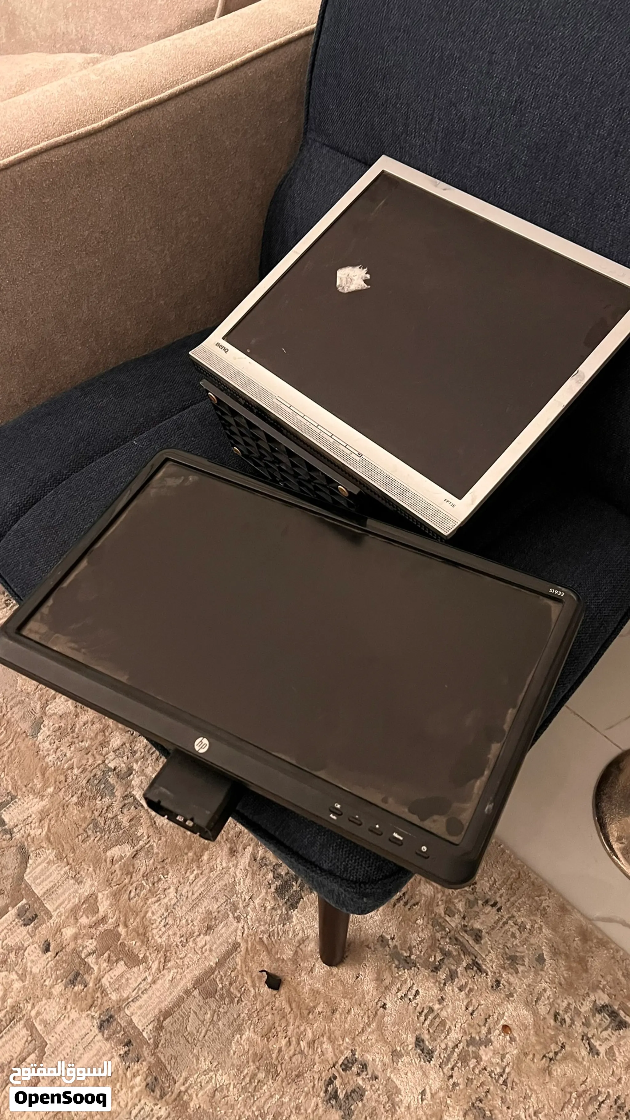 شاشتين على السوم — صورة 1