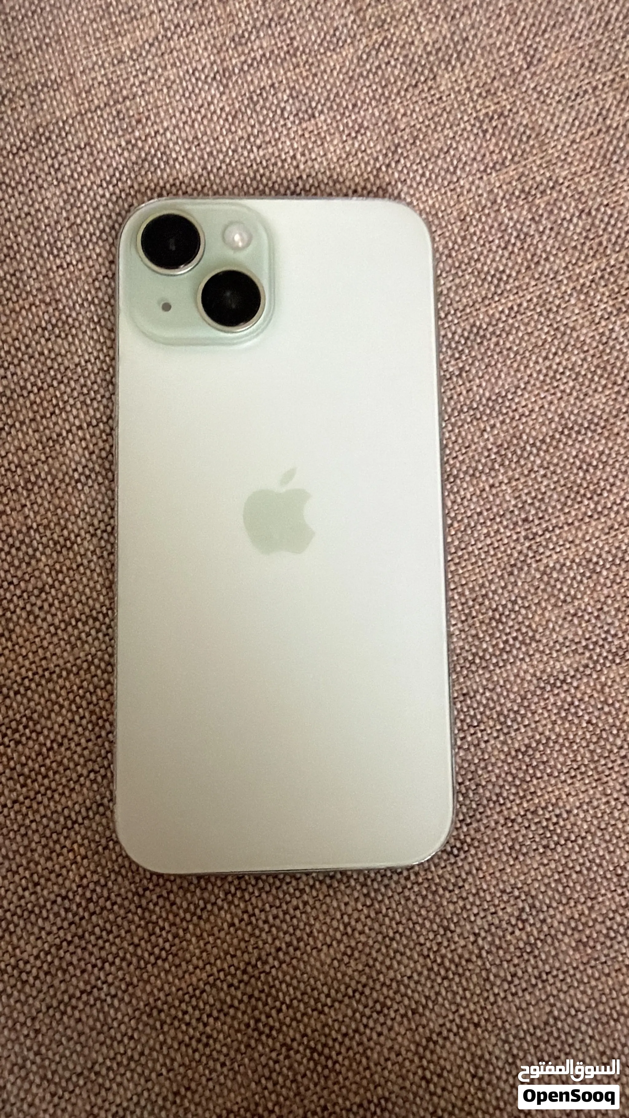 iPhone 15 1000 dirhams , 256 storage