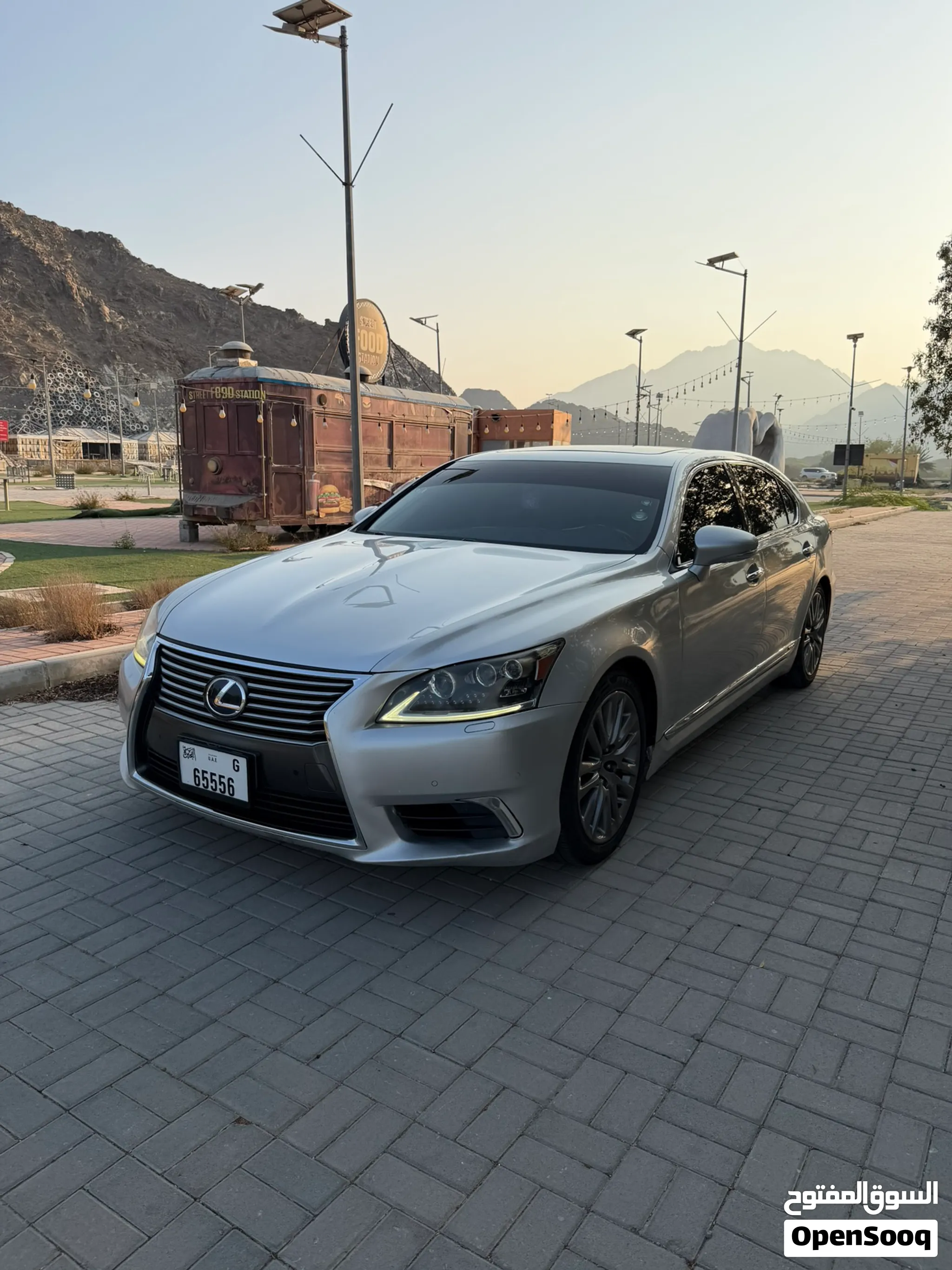 null Lexus LS