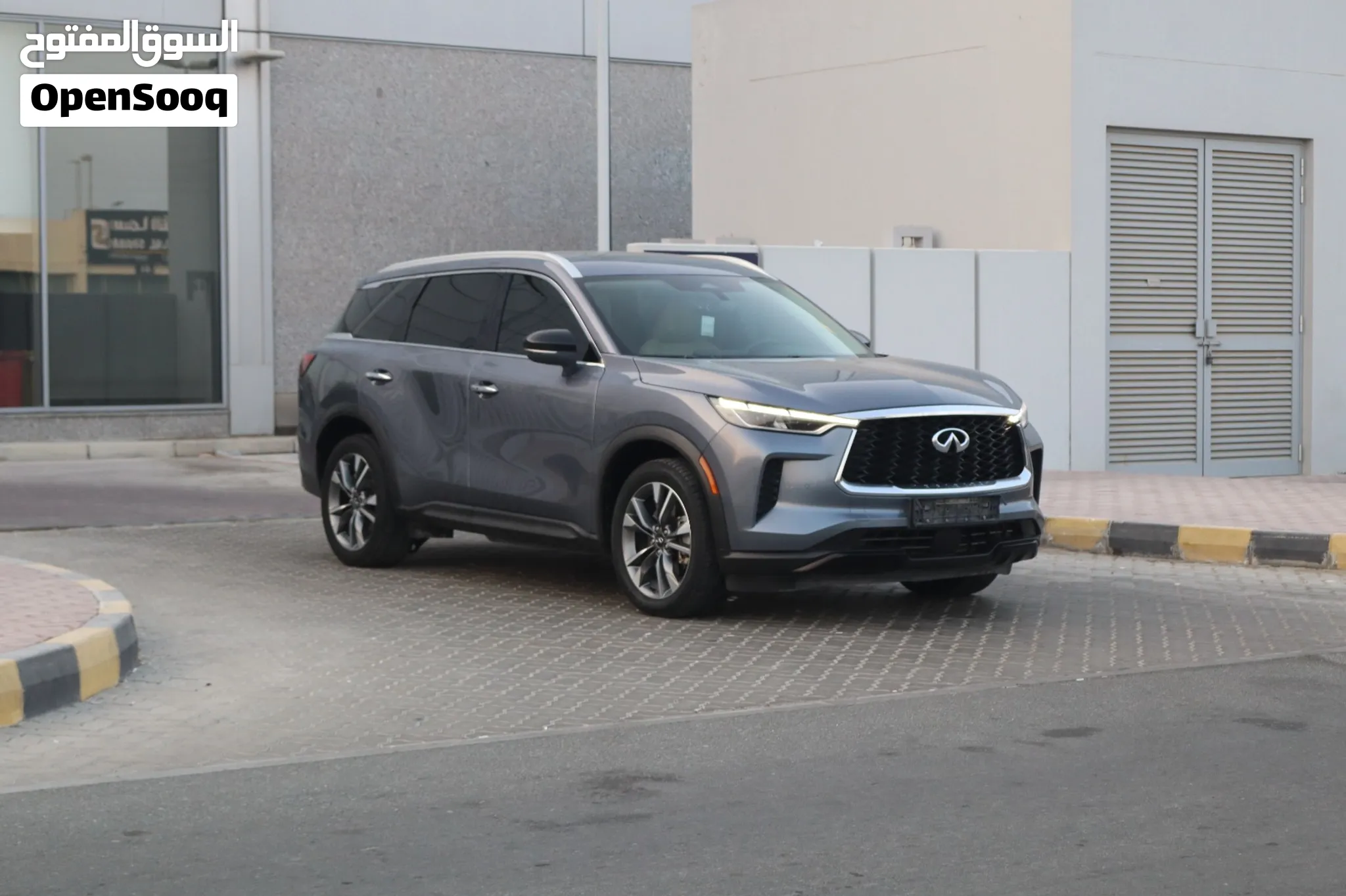 2023 Infiniti Qx56