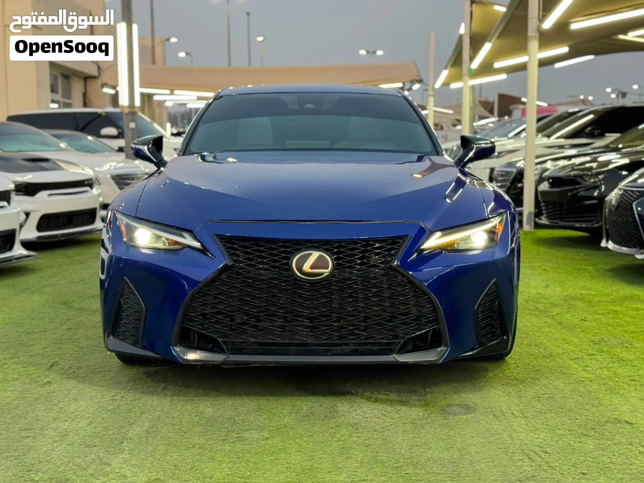 2022 Lexus IS