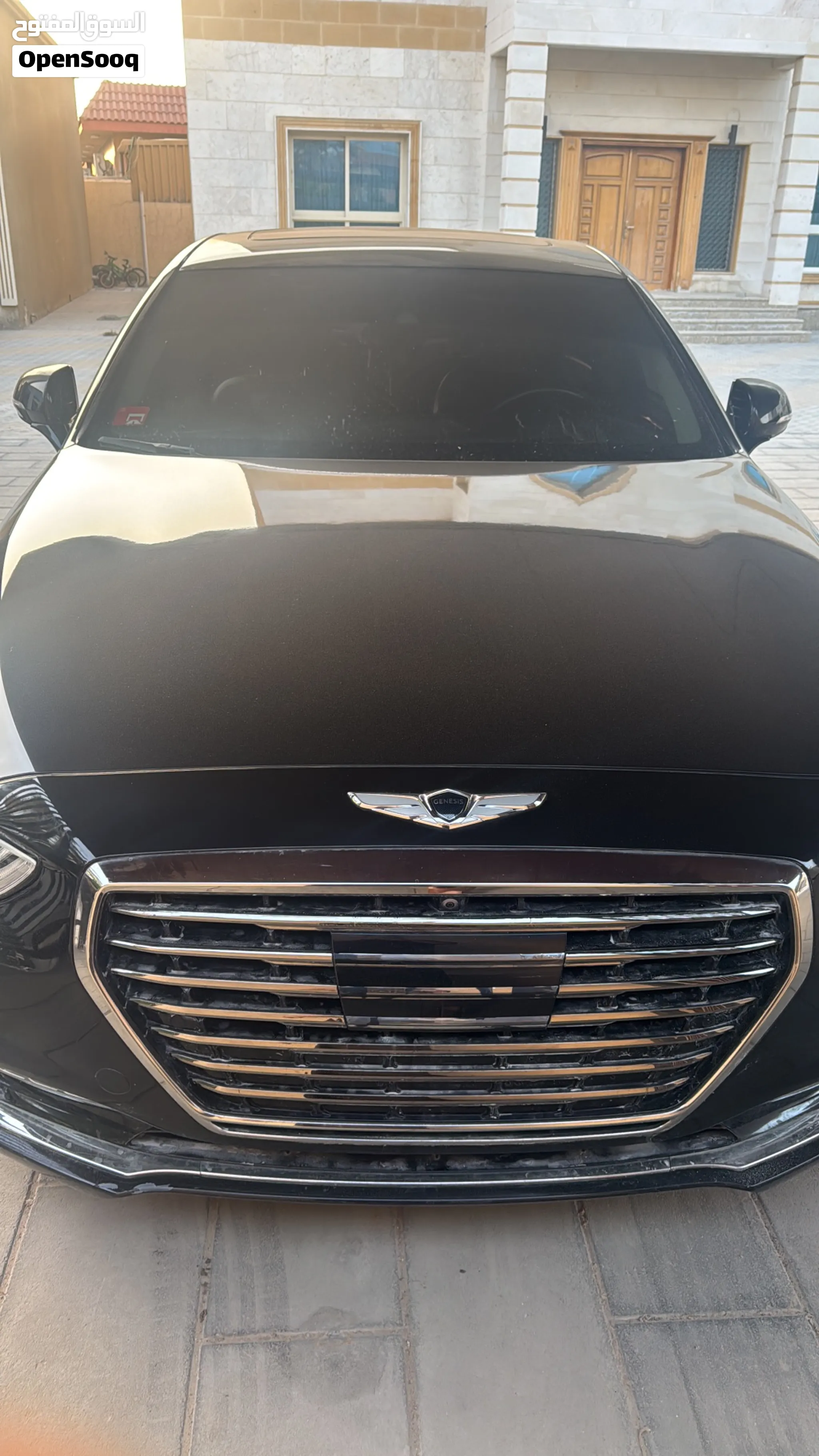 2018 Genesis G90