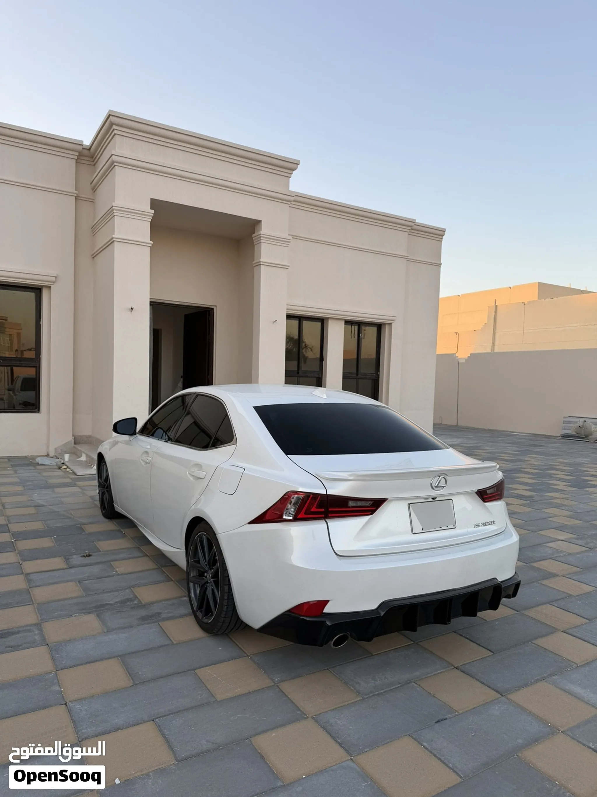 2016 Lexus IS