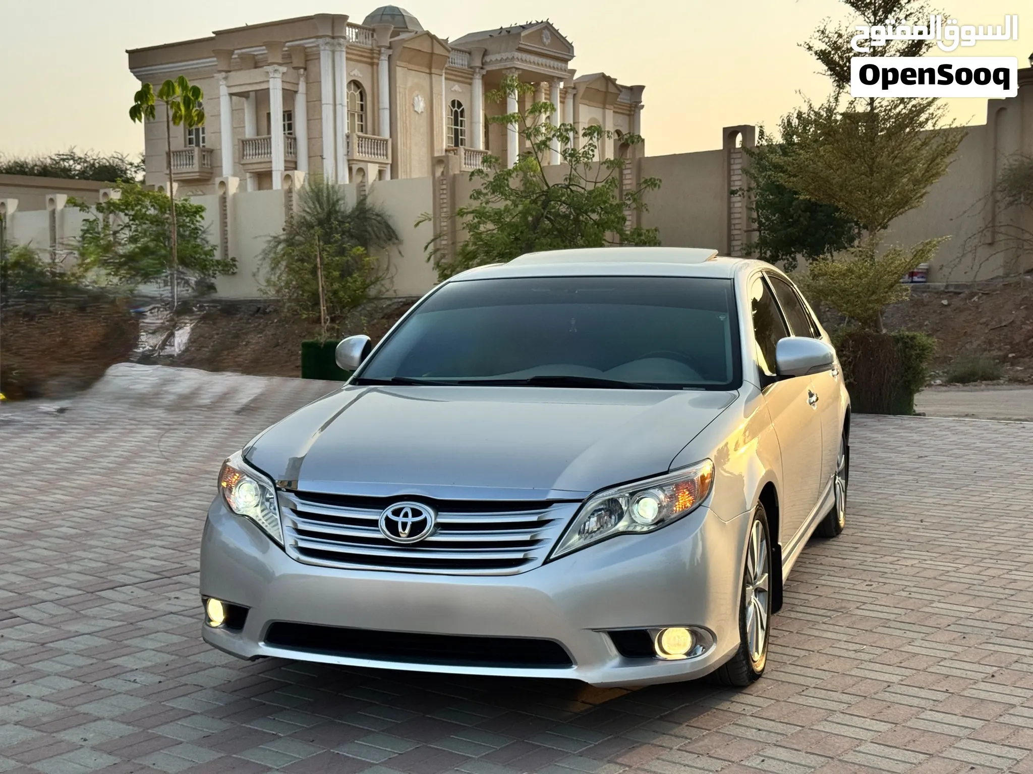 2011 Toyota Avalon