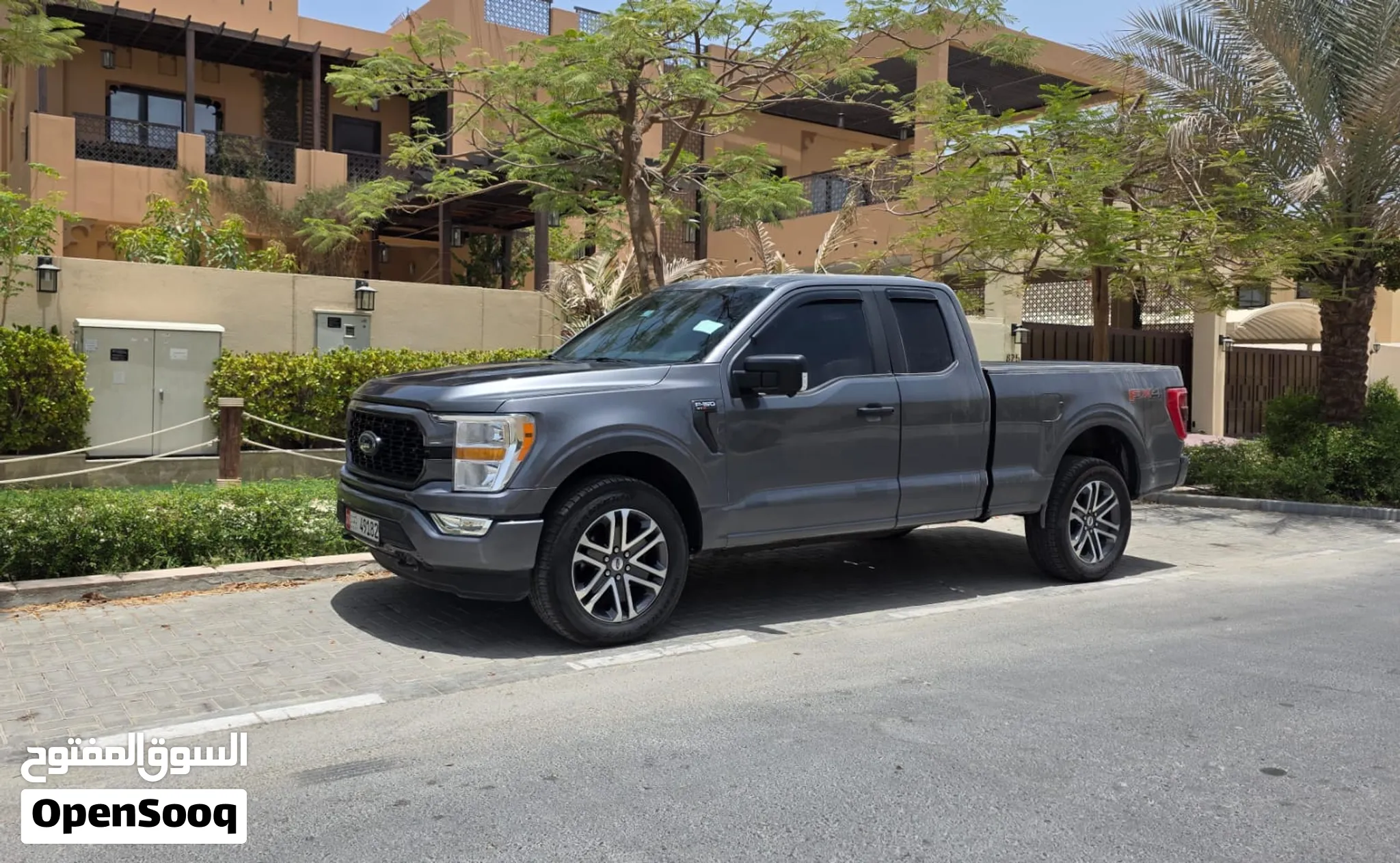 Dhs 62500/= Ford F150 - 2021 - Low Mileage - ماشي تقريبا 48000 كيلو متر