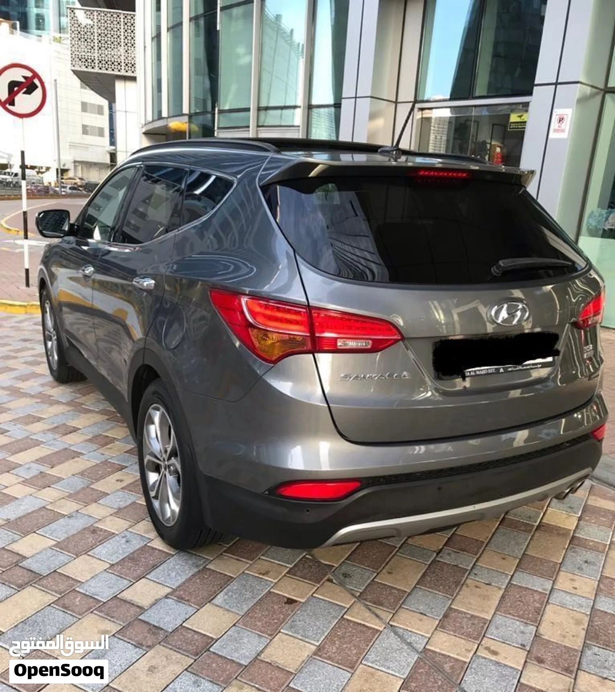 2014 Hyundai Grand Santa Fe
