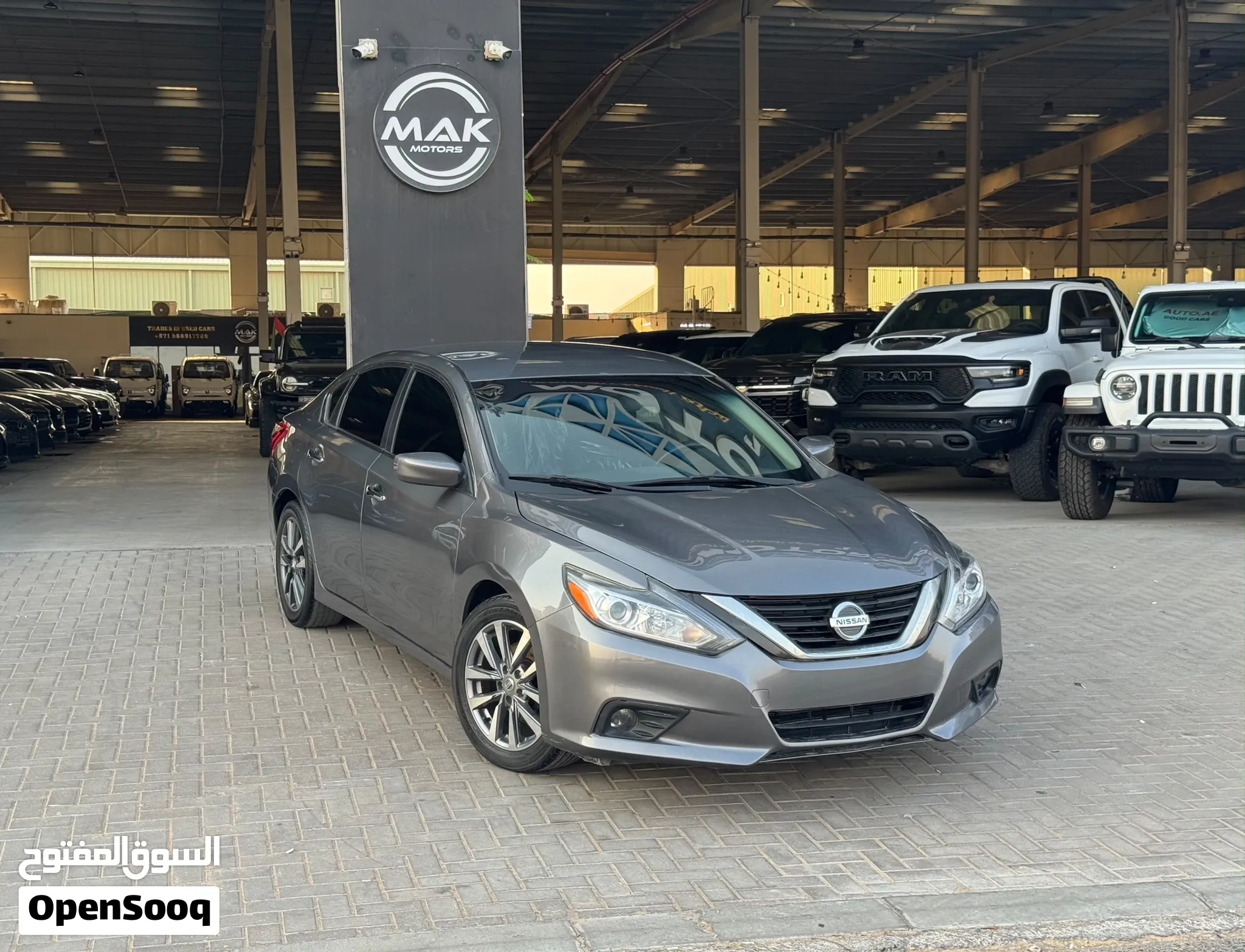 2.4L V4 / LOW MILEAGE / STEERING SHIFTERS/ SEATS ELECTRICAL/ CRUISE CONTROL / SCREEN..