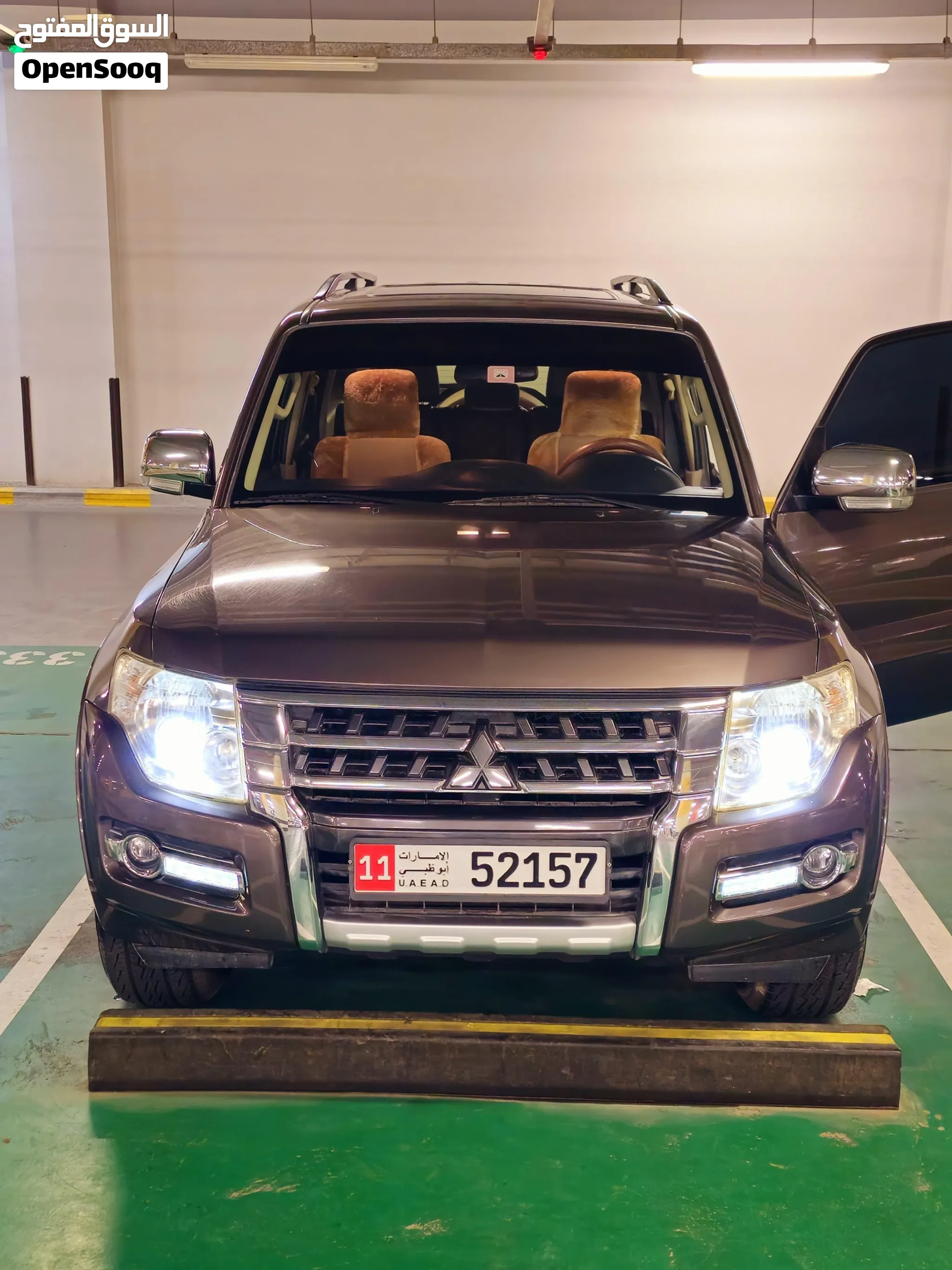 2015 Mitsubishi Pajero