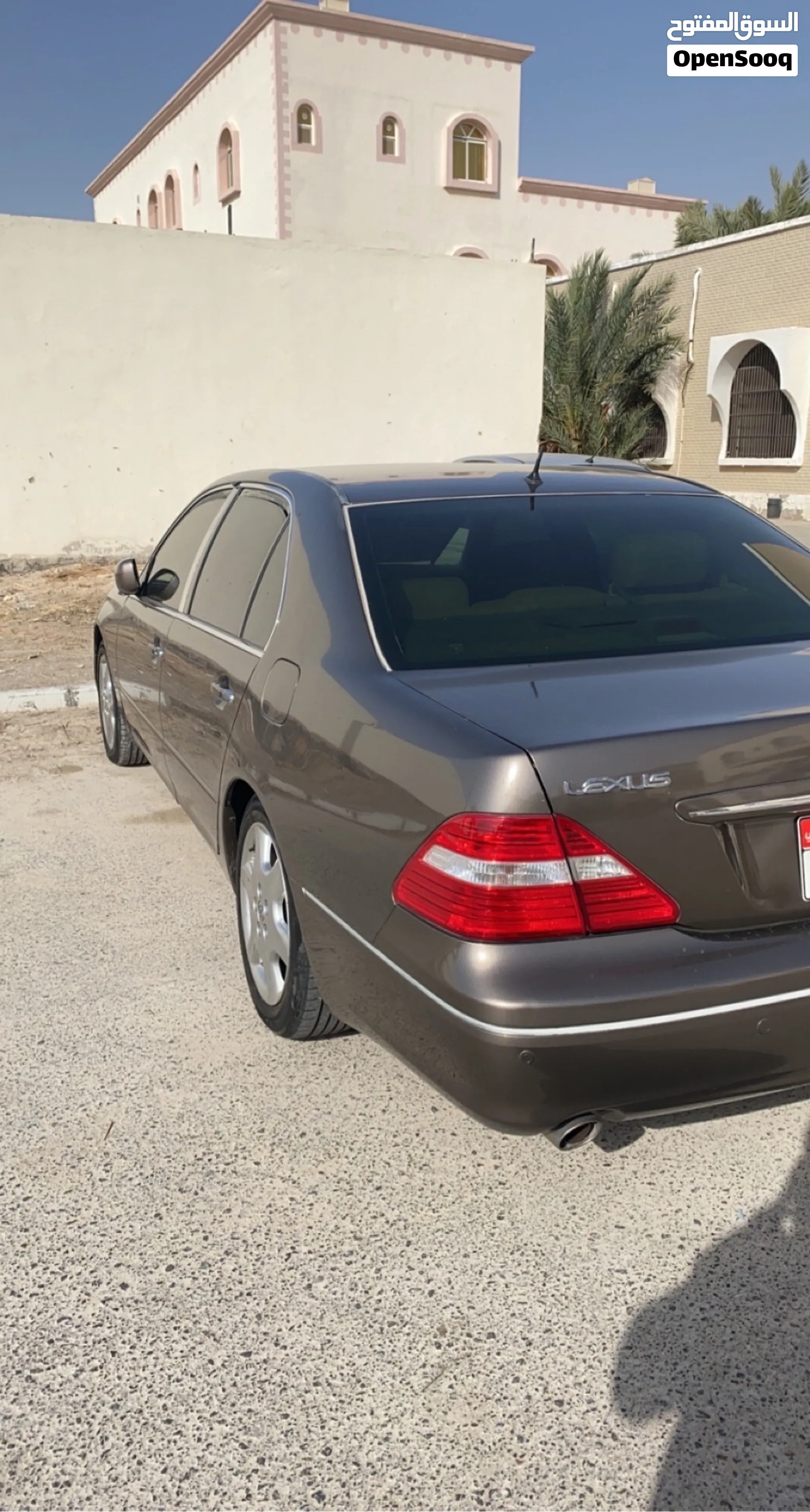 2004 Lexus LS