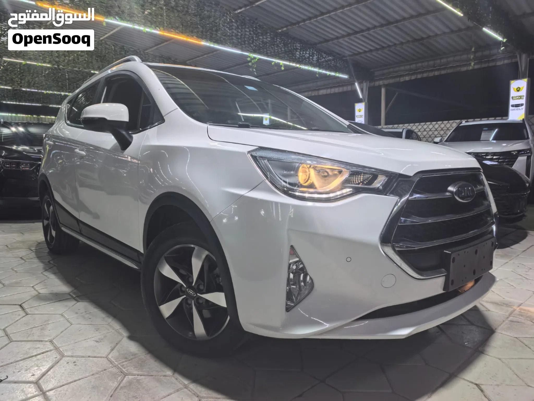 2024 JAC Js3