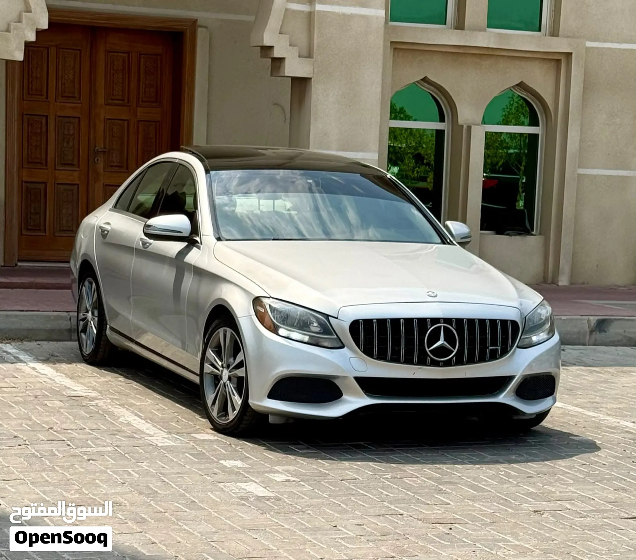 مرسيدس بنز C300 فل اوبشن موديل2017