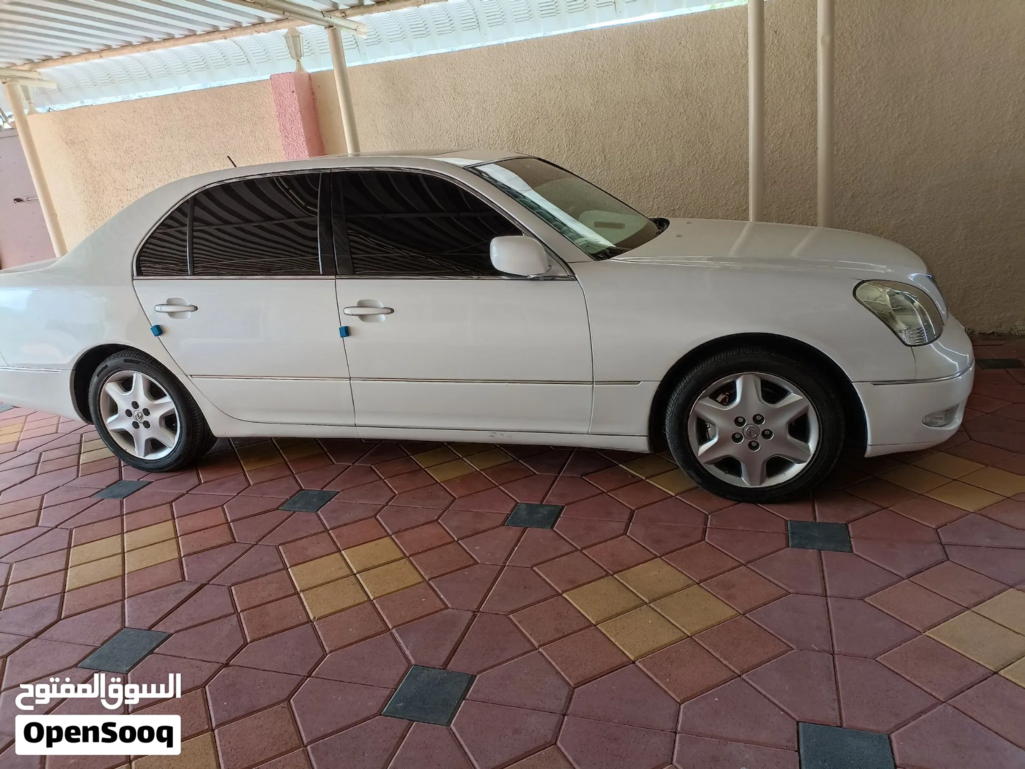 2001 Lexus LS