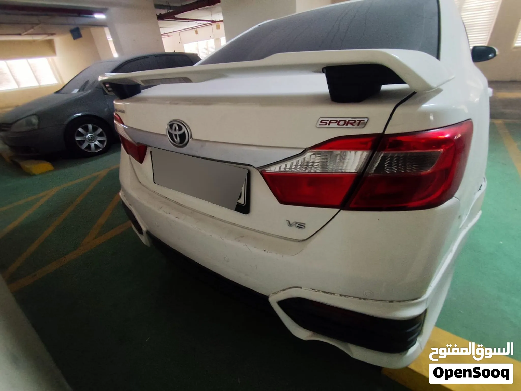 2013 Toyota Aurion