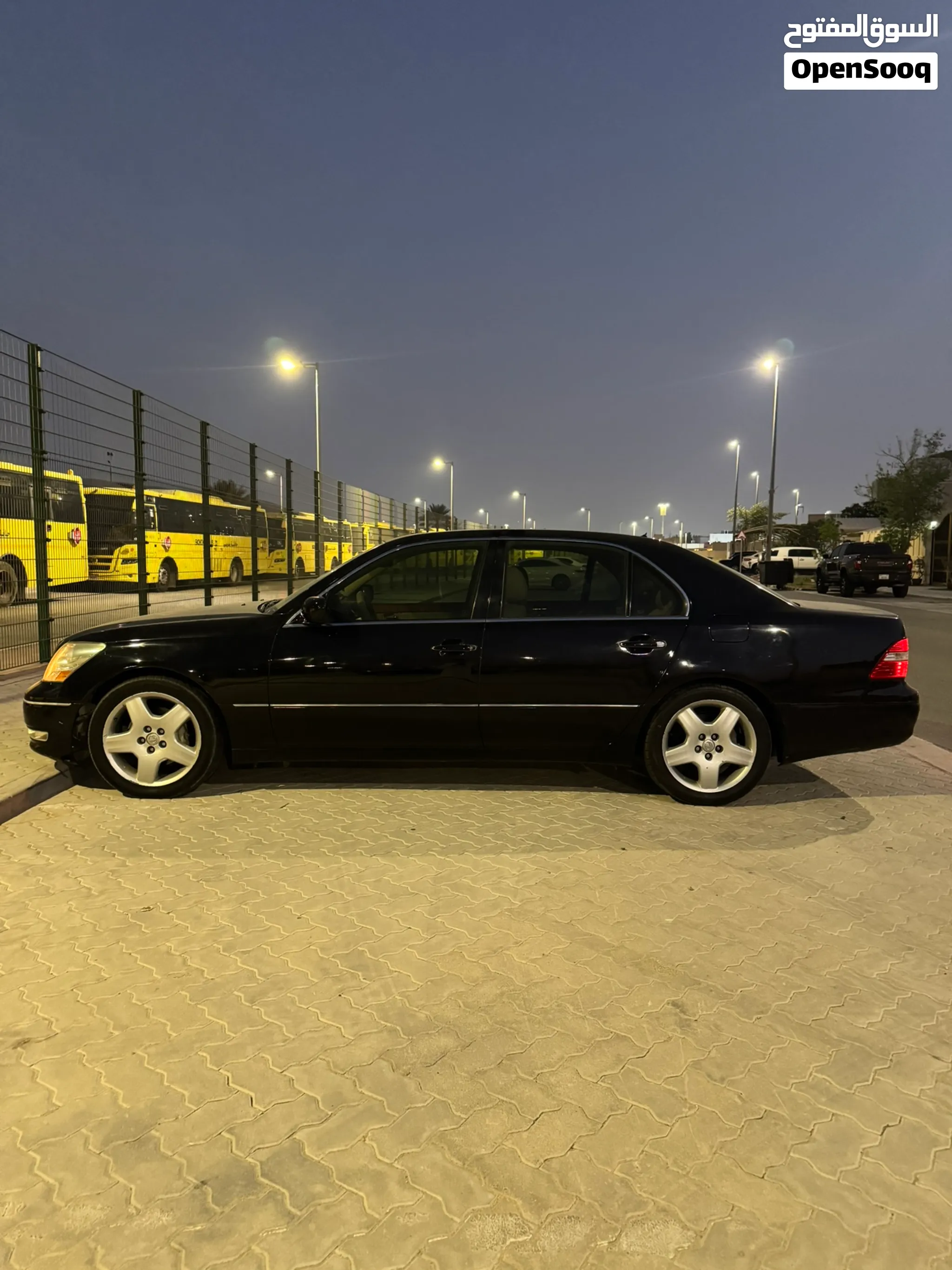 2005 Lexus LS