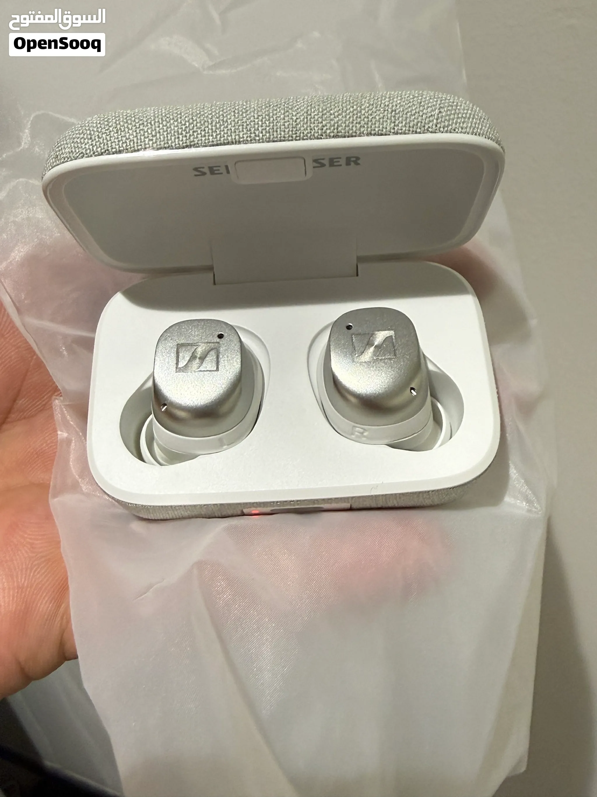 Sennheiser Momentum 4 — صورة 1