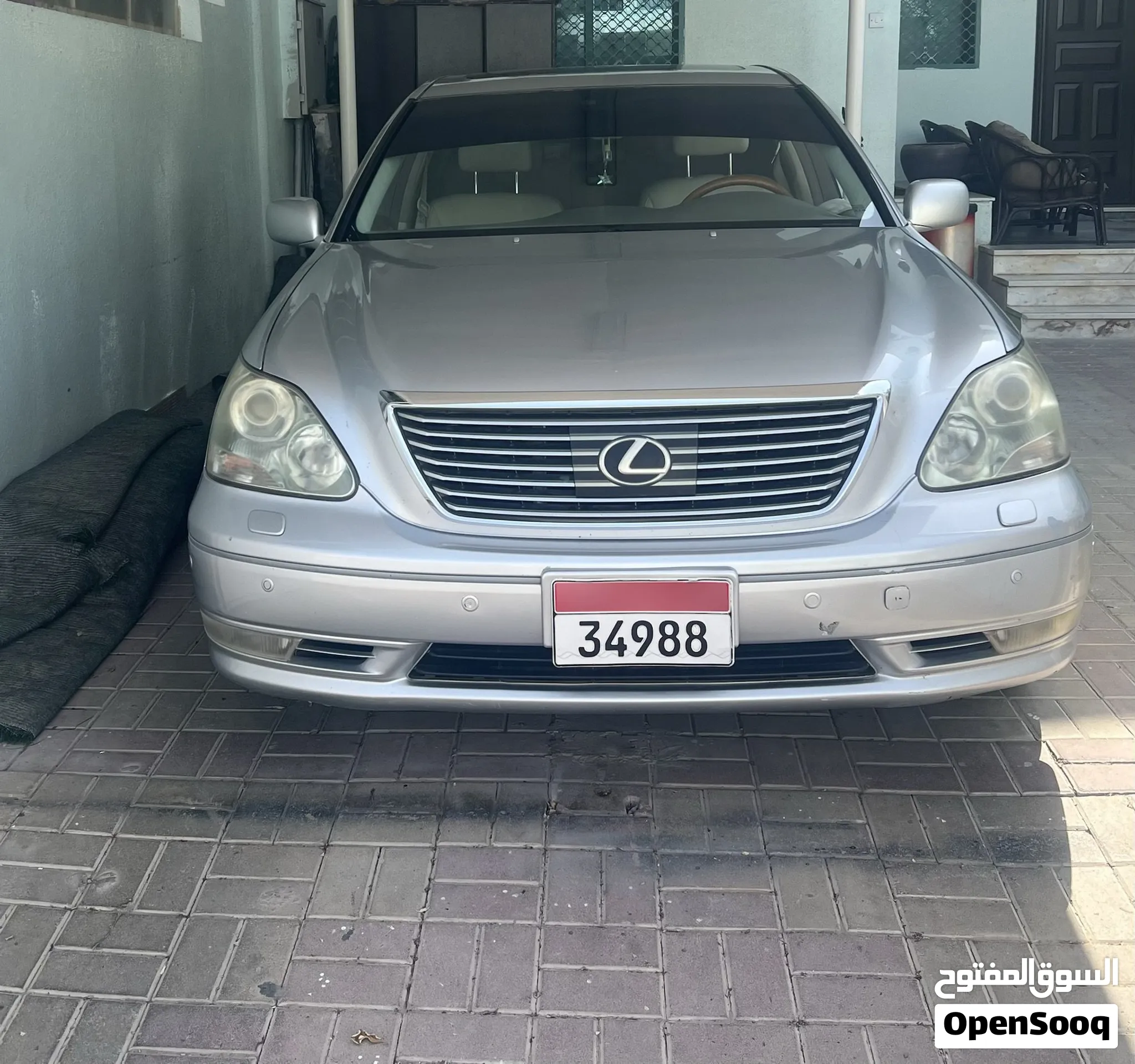 2005 Lexus LS