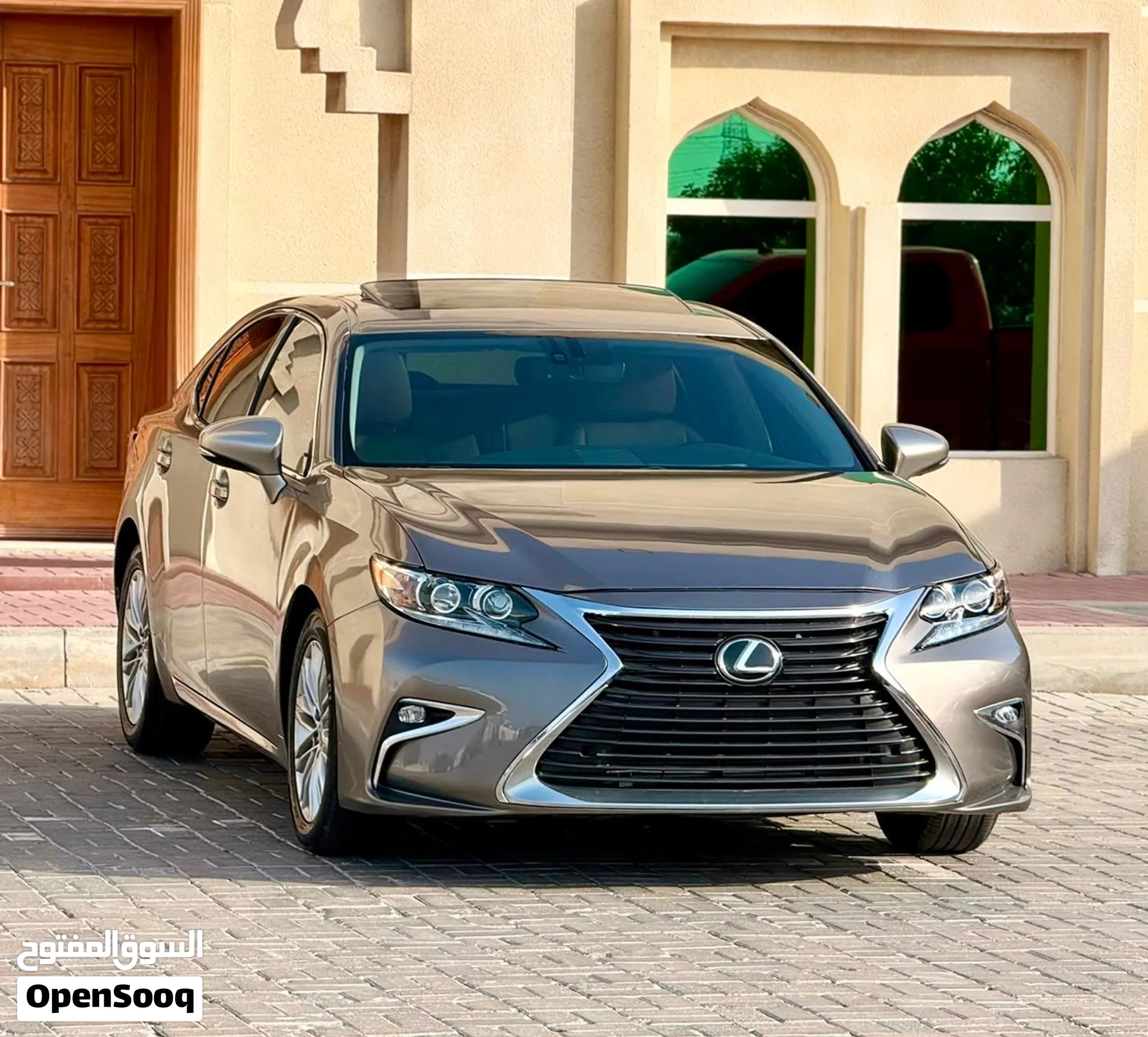 2016 Lexus ES