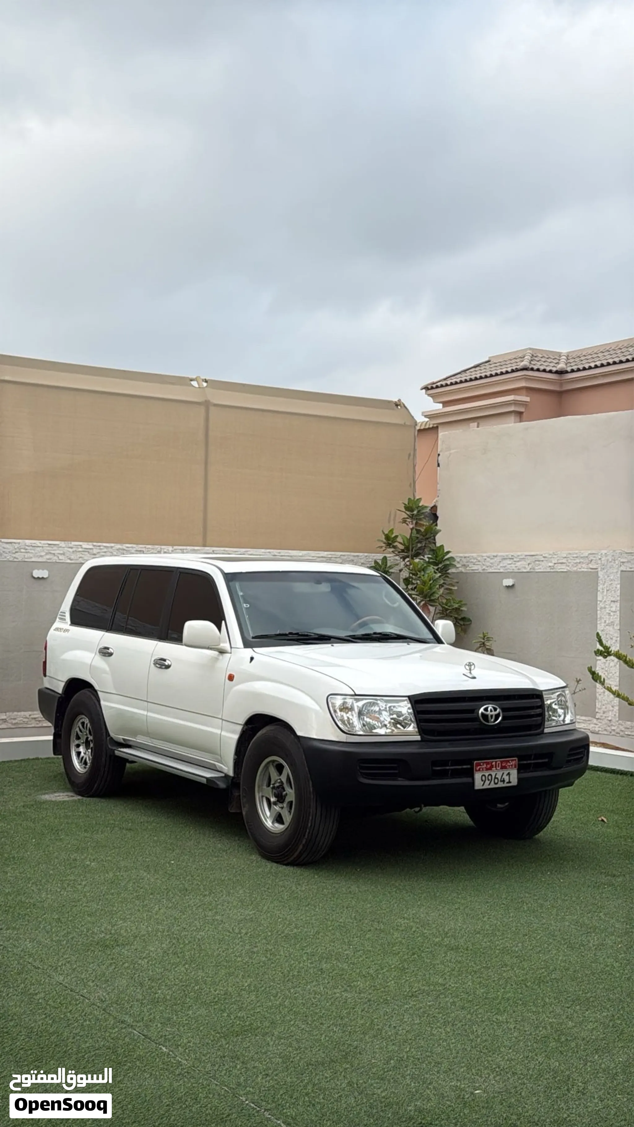 2004 Toyota Land Cruiser