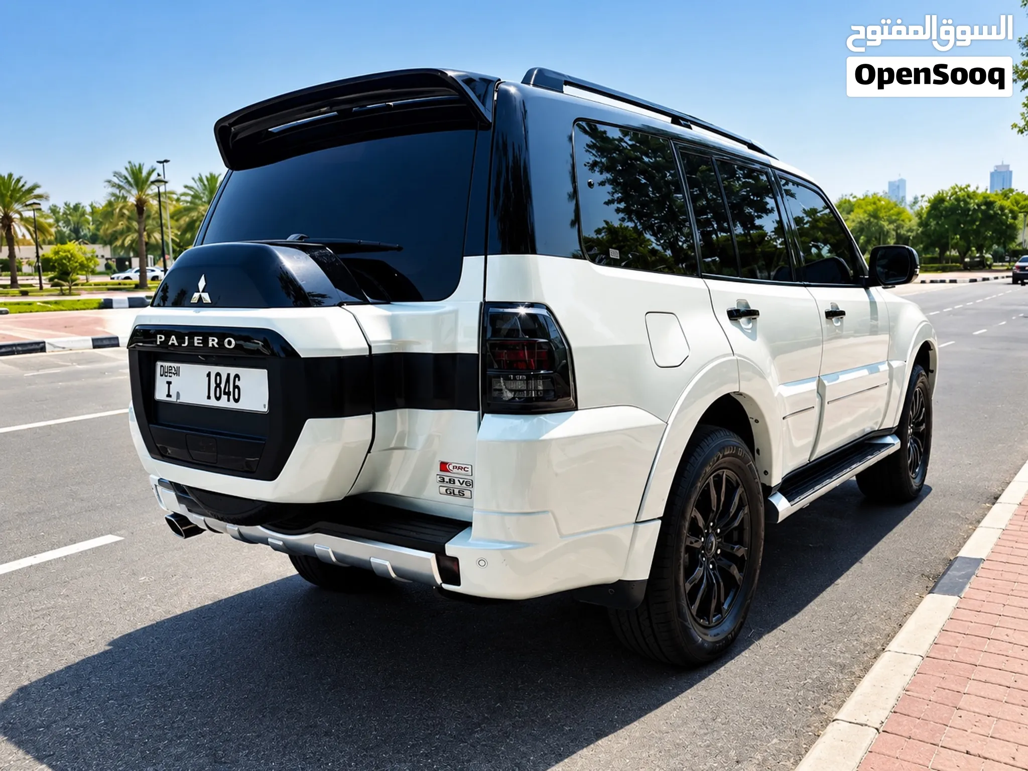2017 Mitsubishi Pajero