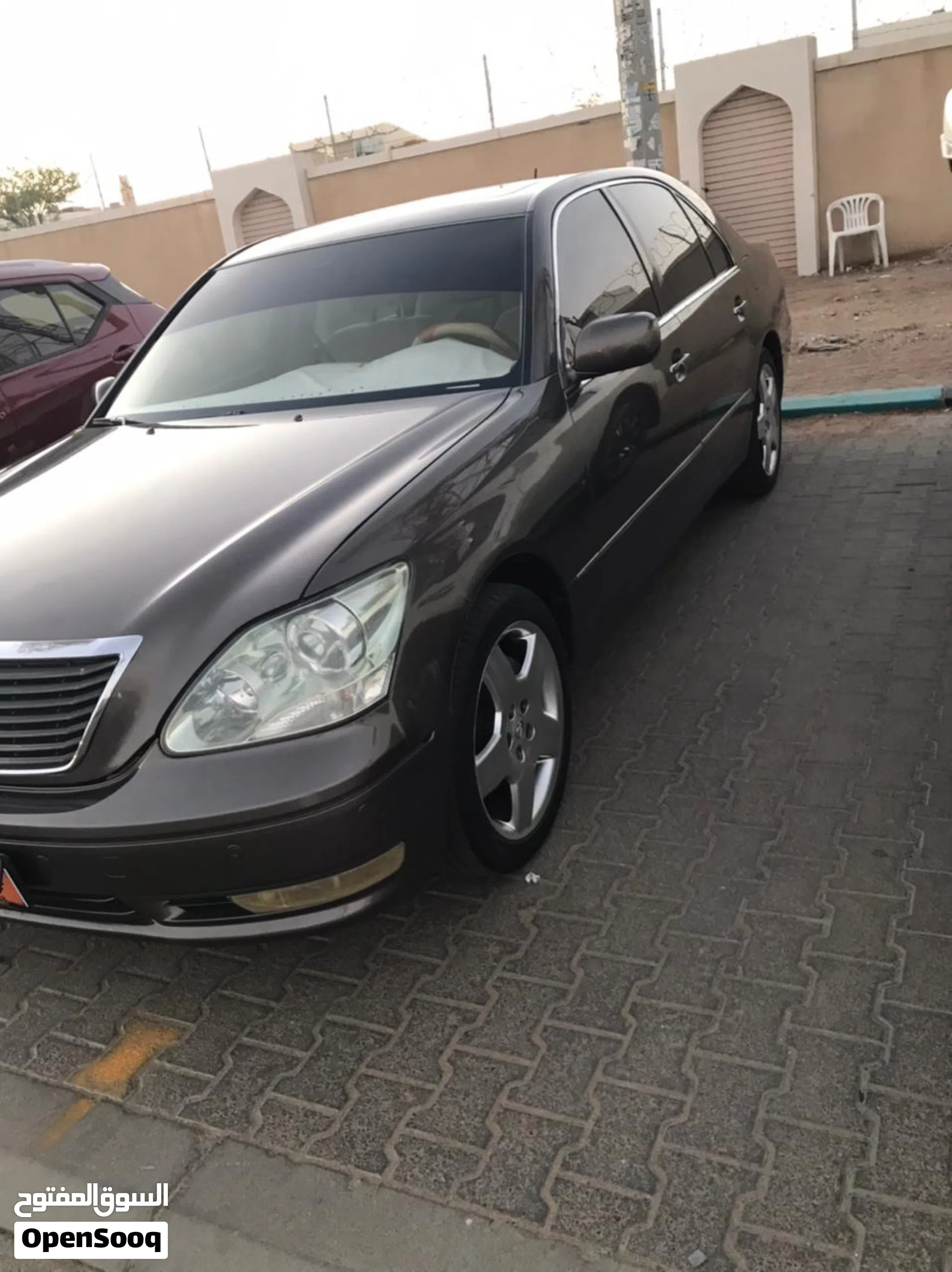 2004 Lexus LS