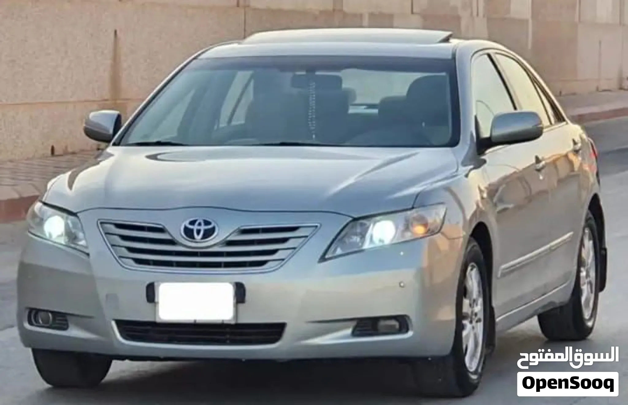 تويوتا كامرى 2008 للبيع