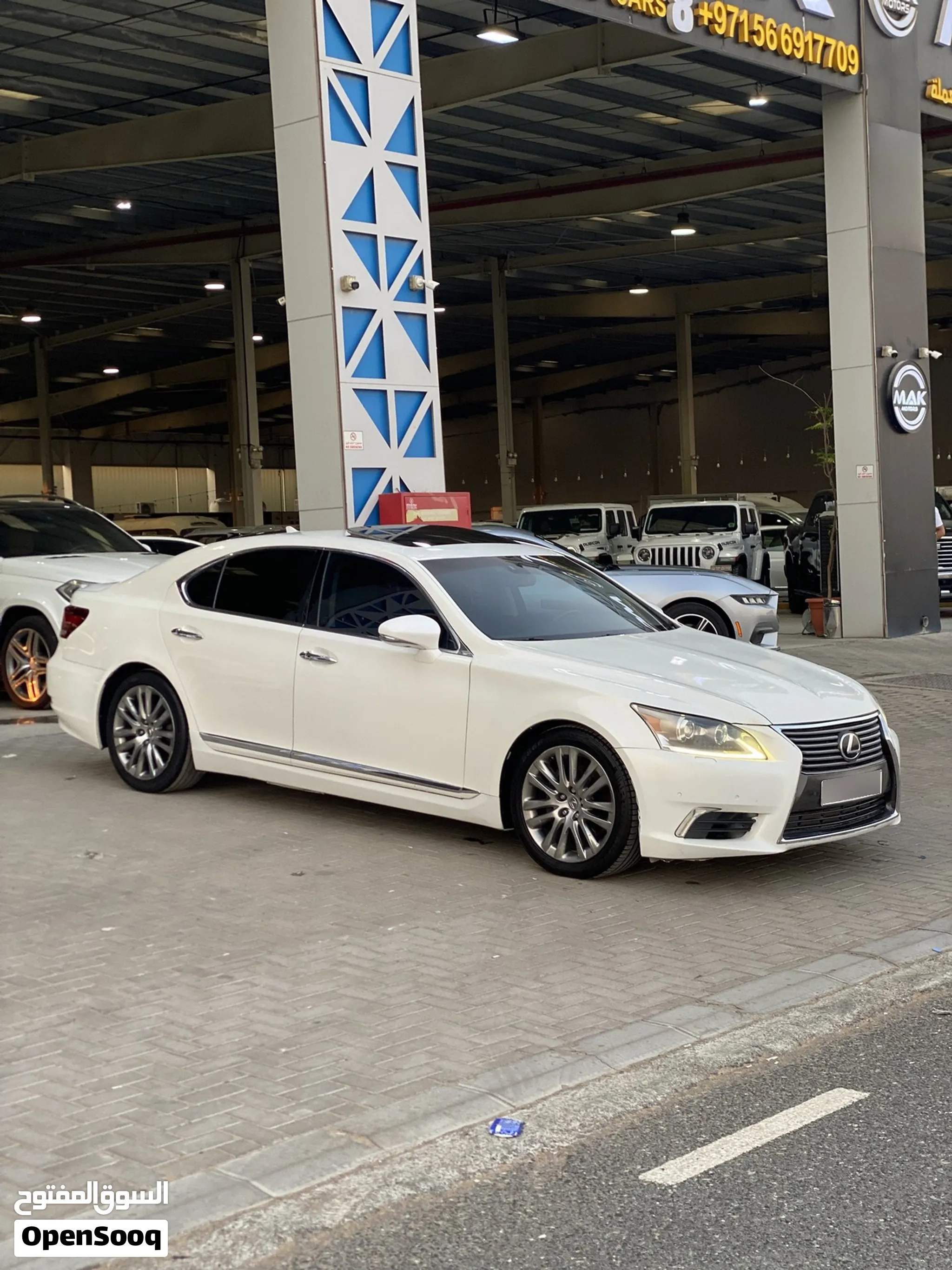 2013 Lexus LS