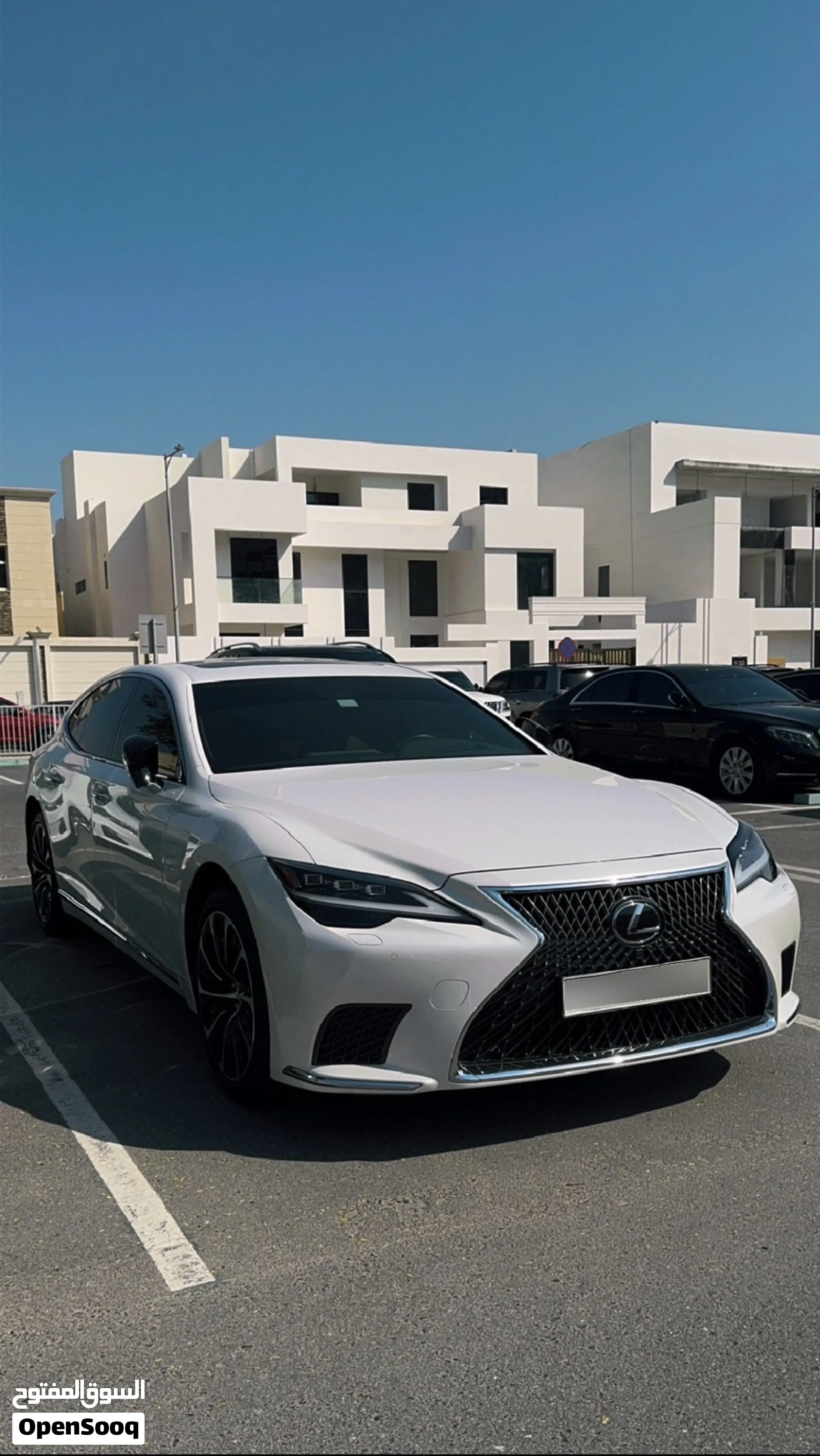 2023 Lexus LS