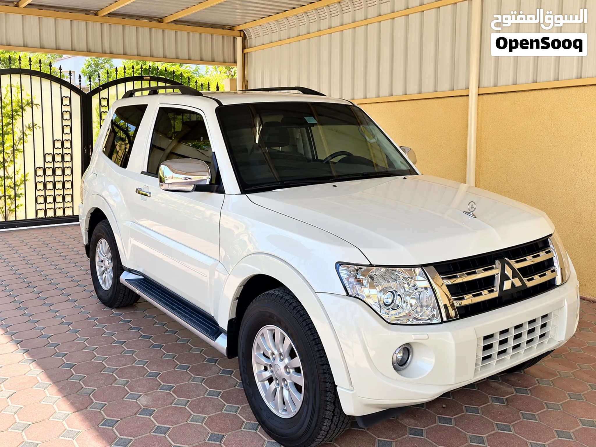 2013 Mitsubishi Pajero