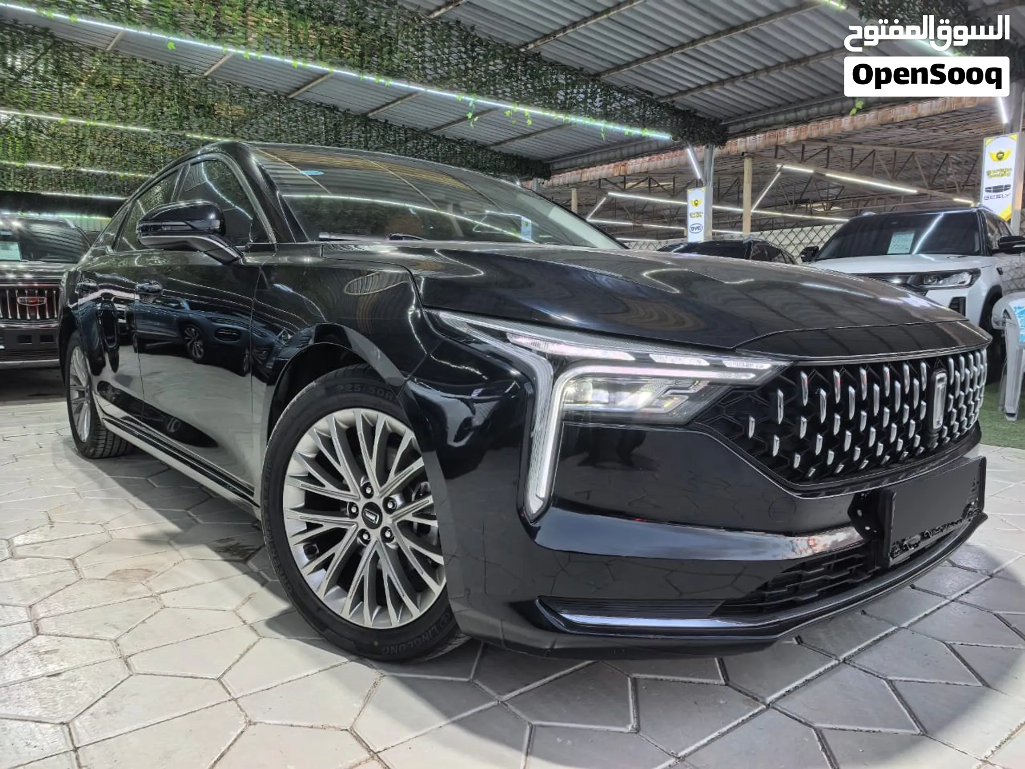 2025 Bestune B70