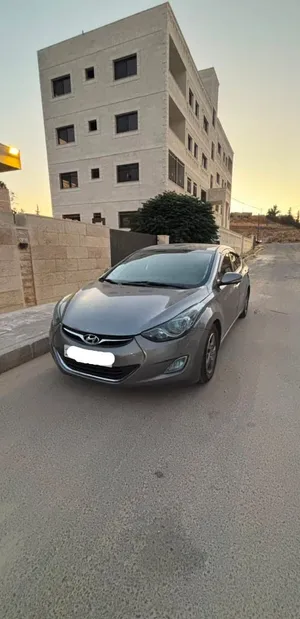 هونداي افانتي 2012