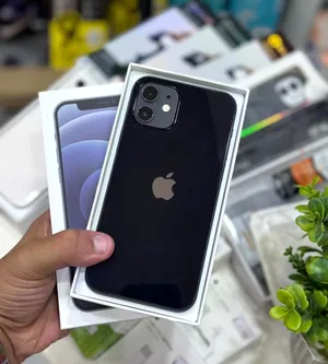 عرض خاص : iPhone 12 128gb هاتف نظيف جدا بدون شموخ أو مشاكل مع ضمان و ملحقات و بأقل سعر من دكتور فون