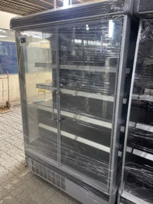 ثلاجة عرض إيطالية