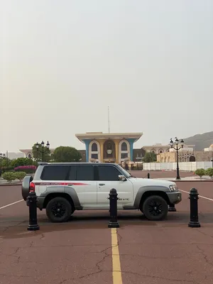 Used Nissan Patrol in Al Dakhiliya