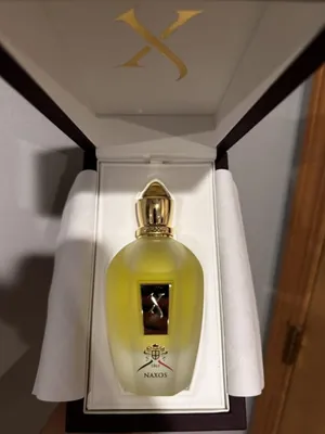 All kinds of original branded perfumes are available for sale at reasonable prices with a seal box .