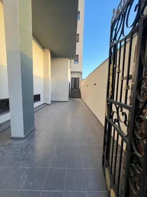 300 m2 5 Bedrooms Apartments for Rent in Tripoli Al-Seyaheyya