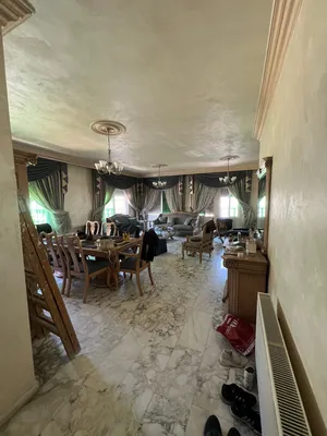 Unique Flat