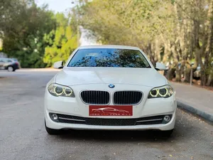 BMW 520 i 2013