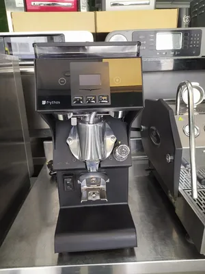 Victoria Arduino Mythos MYONE Coffee Grinder – Matt Black, 1.5 kg Hopper, 600W, Used But Almost New