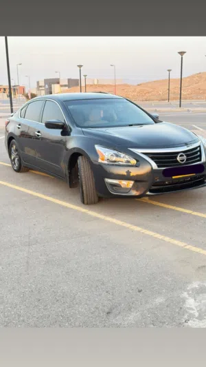 Used Nissan Altima in Al Batinah