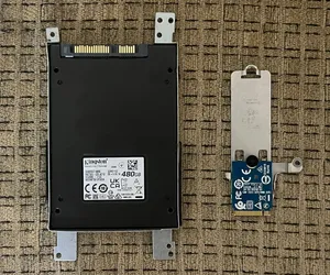 480GB SATA SSD 2.5” & 256GB M.2 Nvme SSD