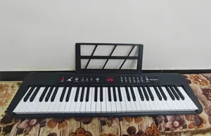 بيانو MZ K1 نضيف 100%