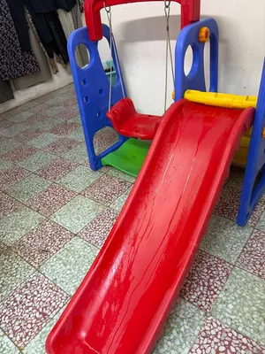 لعبة اطفال مرجوحه و زحلوقه  بحاله ممتازه