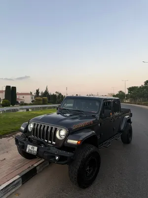 Jeep gladiator mojave 2021