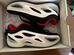 Nike Jordon heir series