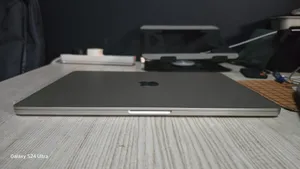 MacBook Air 15 M4 Chip 16GB/512GB - Space Gray - Slightly Used (Box + Charger)