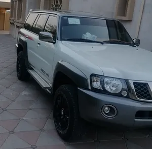 نيسان باترول فتك (سوبر سفاري) قمة النظافة بحالة الوكالة